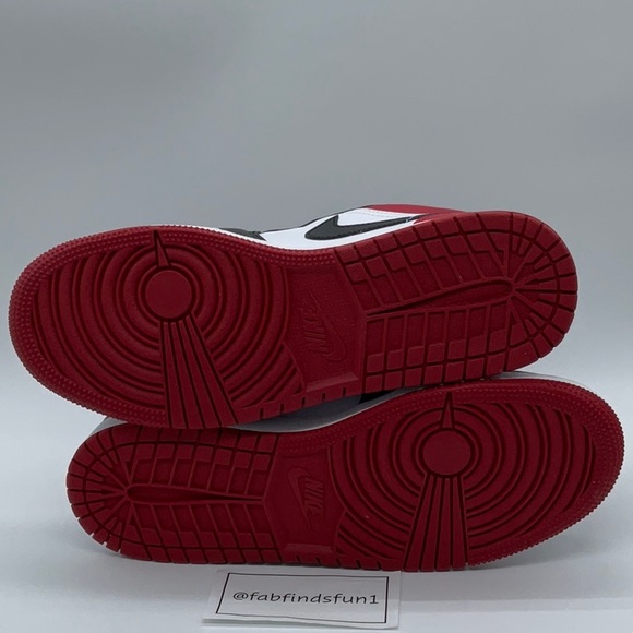 Nike AIR JORDAN 1 LOW GS - Picture 6 of 6